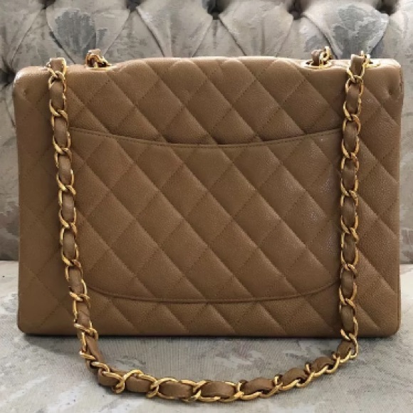 Chanel handbag - Picture 2 of 8